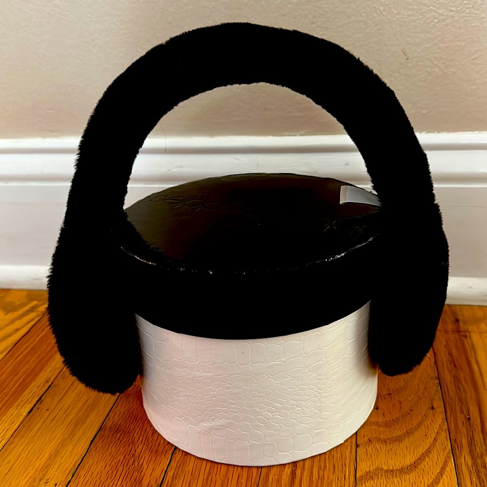 UGG never worn black fur earmuffs